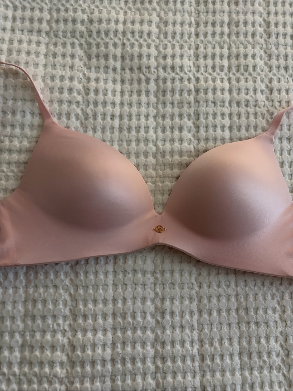 Victoria's Secret Light Pink Molded T-Shirt Bra